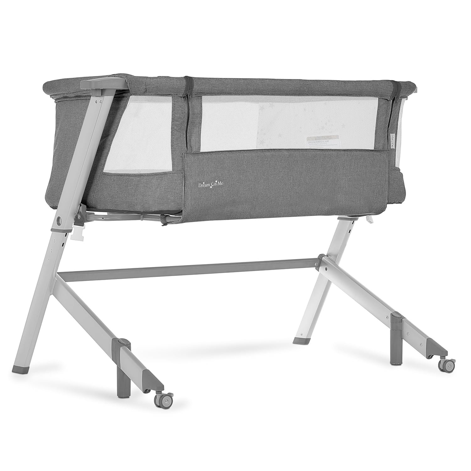 Dream On Me Skylar Bassinet and Bedside Sleeper, Adjustable Heights, Breathable Mesh Sides, Plush Mattress Pad, Wheels with Safety Locks & Tool-Free Assembly, Compact Fold & Travel Bag – Grey